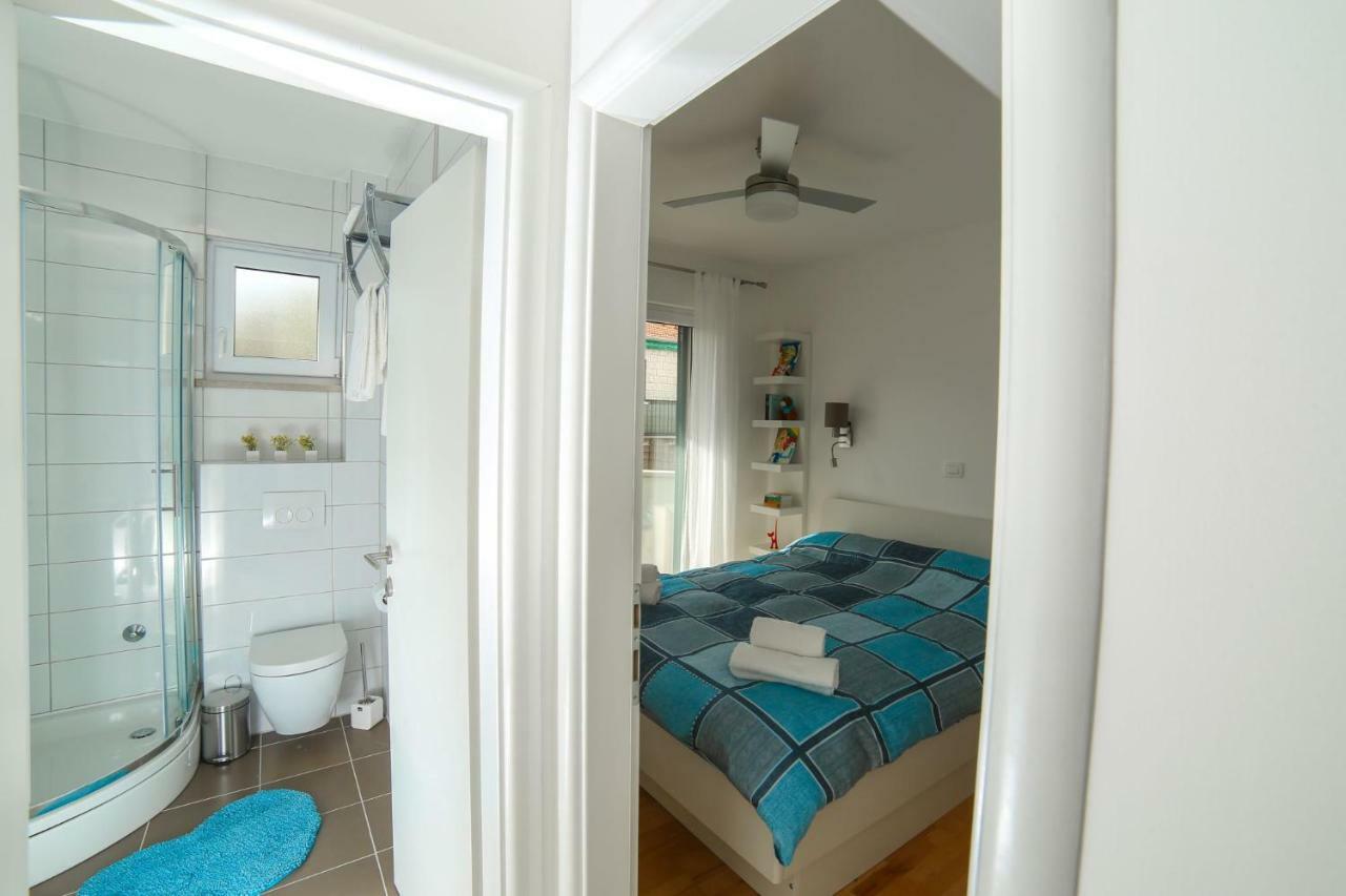 Amazing Luxury 4Star Apartment Laura Supetar Exterior photo